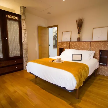 Apartamentos Turisticos Pacios Santiago de Compostela Exterior photo